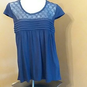Short sleeve navy blue top